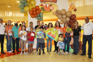 Brinda la UAT festejo a ni&ntilde;os y ni&ntilde;as del personal sindicalizado