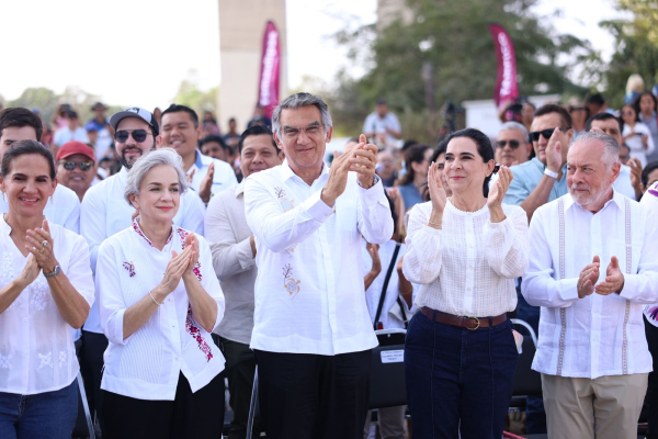 Am&eacute;rico y Mar&iacute;a de Villarreal reconocen la historia y el trabajo de las despicadoras de Tamaulipas