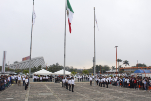 Participa la UAT en eventos conmemorativos del D&iacute;a de la Bandera