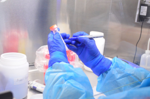 Pide Salud no bajar la guardia ante COVID a&uacute;n de recibir vacuna