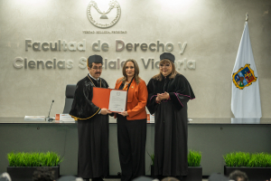 Recibe Isolda Rend&oacute;n nombramiento de presidenta honoraria de Familia UAT