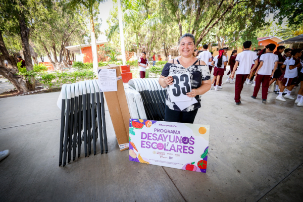 Contin&uacute;a DIF Tamaulipas equipando desayunadores escolares y comedores comunitarios