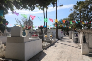 Determinar&aacute;n el 30 de octubre, s&iacute; acceso a panteones contin&uacute;a restringido por COVID-19