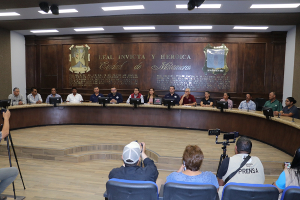 Pescadores ya pueden obtener un seguro de vida con apoyo del Municipio y la Congregaci&oacute;n Mariana Trinitaria