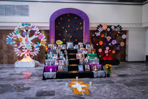 Dedica UAT altares al exrector Enrique Etienne P&eacute;rez del R&iacute;o