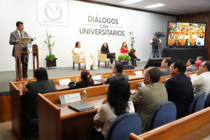 Inaugura rector de la UAT di&aacute;logos de universitarios con candidatas al Senado de la Rep&uacute;blica