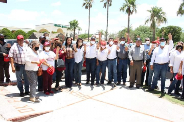 Agricultores, Ejidatarios y Maestros est&aacute;n con Tom&aacute;s Gloria y "Calabazo"