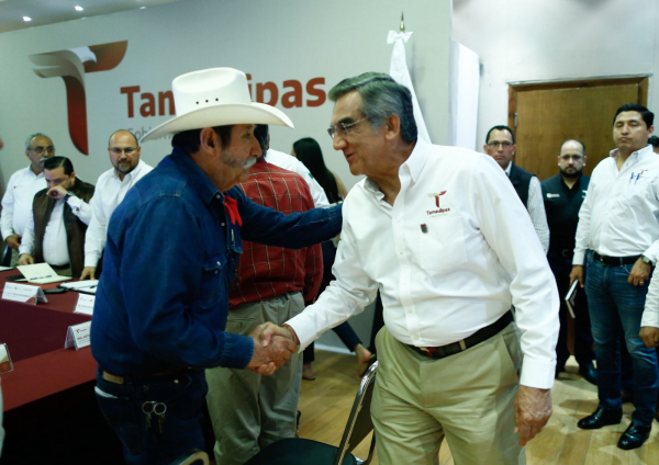 Anuncia Am&eacute;rico Villarreal apoyo adicional para productores de sorgo