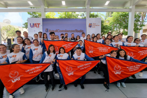 Rector de la UAT recibe a nuevos  universitarios en Ciudad Mante