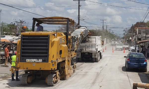 Activa municipio segunda etapa de pavimentaci&oacute;n en la Fidencio Trejo