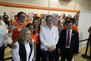 Gobernador y rector inauguran D&iacute;a de la Investigaci&oacute;n UAT 2025