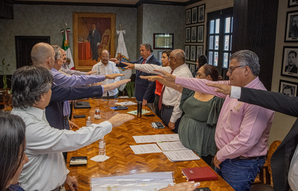 Alcalde de Matamoros Dr. Rub&eacute;n Sauceda, toma protesta al Consejo Municipal de Mejora Regulatoria
