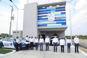 Entrega Gobernador quinta Estaci&oacute;n Tam