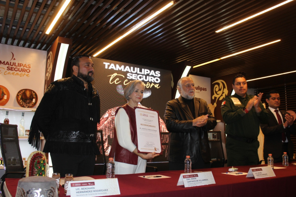 Inauguran exposici&oacute;n tur&iacute;stica &ldquo;Tamaulipas seguro te enamora&rdquo; en Punto M&eacute;xico