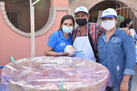 Ivett Bermea ofrece apoyo a hombres trabajadores para mejorar su ingreso familiar